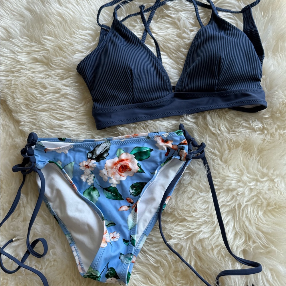 Cupshe Blue and Floral Bikini Set